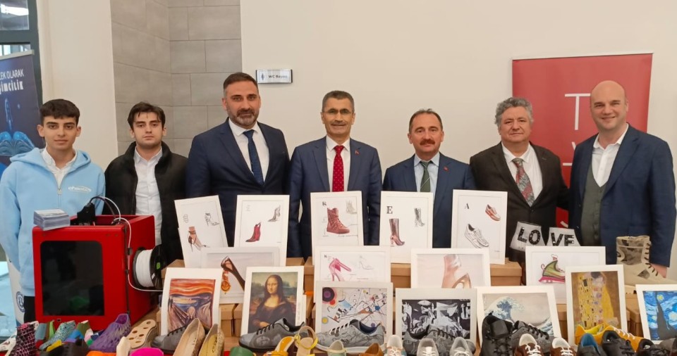 ‘MESLEKİ VE TEKNİK EĞİTİMDE YENİ YAKLAŞIMLAR: EĞİTİM PAYDAŞLARI VE SEKTÖR TEMSİLCİLERİ İSTANBUL BULUŞMASI’ TOPLANTISI